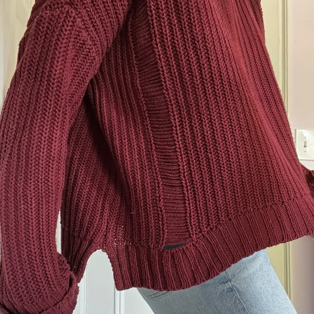 Chunky Maroon Express Knit Turtleneck Sweater! - Picture 3 of 7